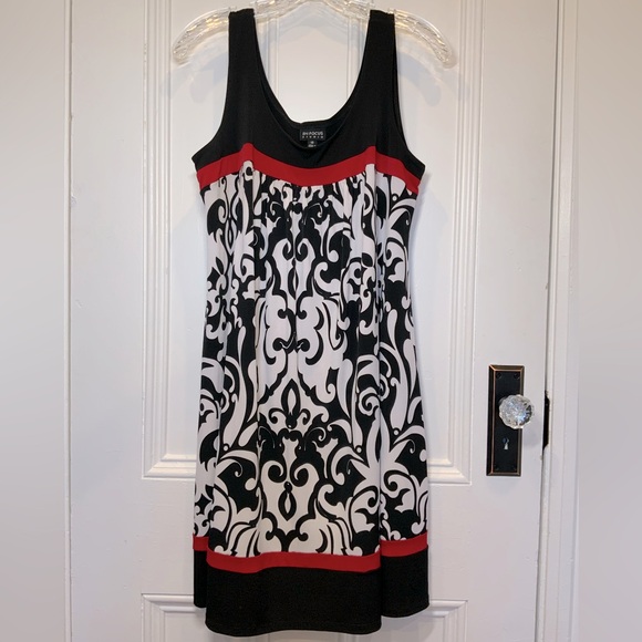 Enfocus Studio Dresses & Skirts - En Focus Studio Black/White Baroque Patterned Dress with Red Stripes - Size 12